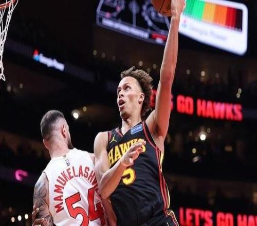 追平里弗斯排名老鹰队史第一！戴森连续61场比赛送出抢断