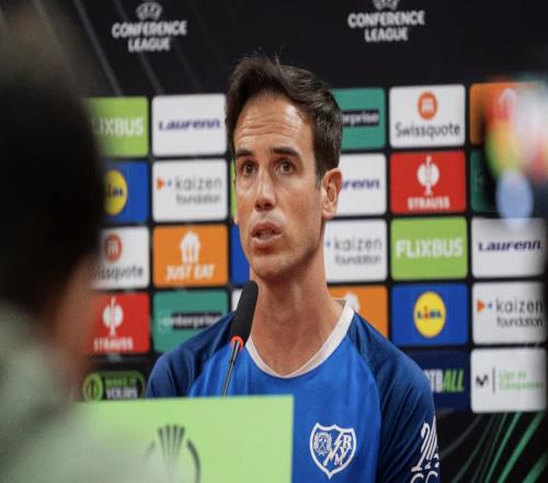 巴列卡诺主帅：对欧协联赛事满怀期待，海外比赛像服从性测试