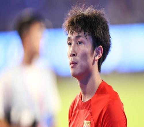 抢人大战即将启动，中超冬窗自由市场十条“大鱼”花落谁家