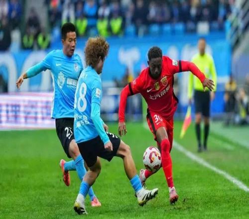 上海是冠军！中超上演大结局，上海海港达成三连冠！