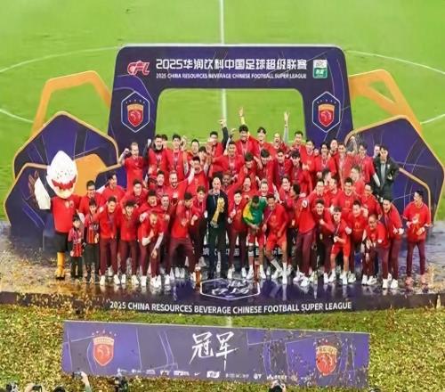 海港4连冠稳了，穆斯卡特确认留队合同还有一年，正讨论冬窗补强