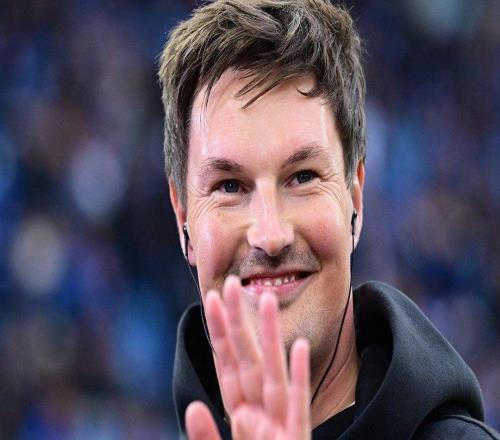 保级有望汉堡德甲前六轮取2胜2平2负，暂列联赛第8位