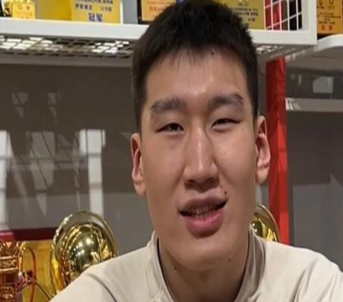 篮坛阿贾克斯他们悄悄成为CBA最职业的俱乐部！