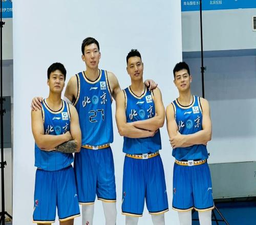 拒绝加盟北京队曾凡博下家仍未确定，广东队成最大赢家！