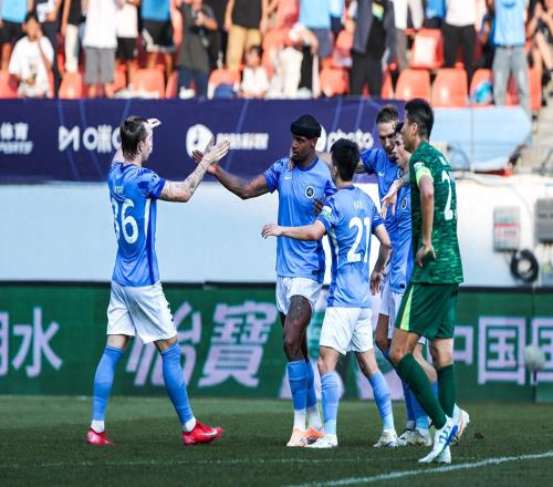 12、22！中超积分榜一夜变天：国安爆冷彻底无缘争冠，保级乱了