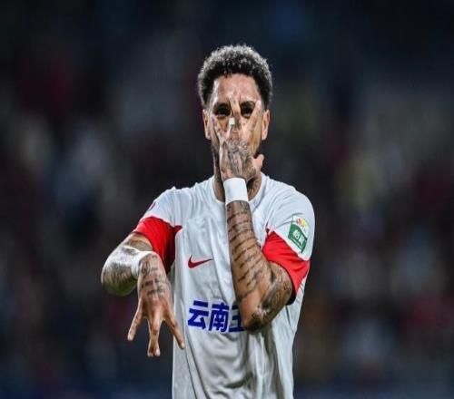 【中超】恩里克2球迪力穆拉提世界波梅州1比4玉昆