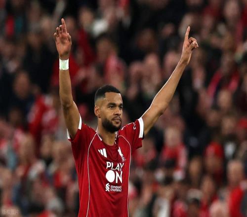 英超最新积分战报4连败！利物浦砸钱成笑话曼联绝杀升至第9