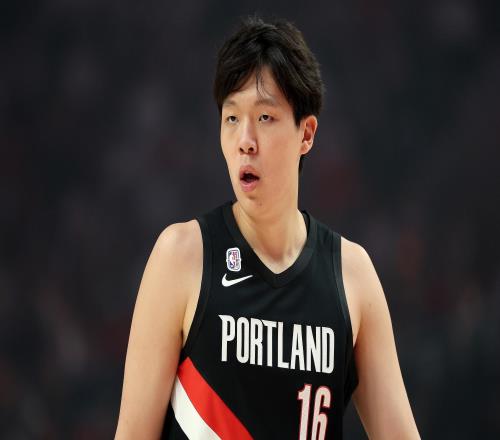 比卢普斯被捕，你认为对杨瀚森NBA菜鸟赛季会产生怎样影响