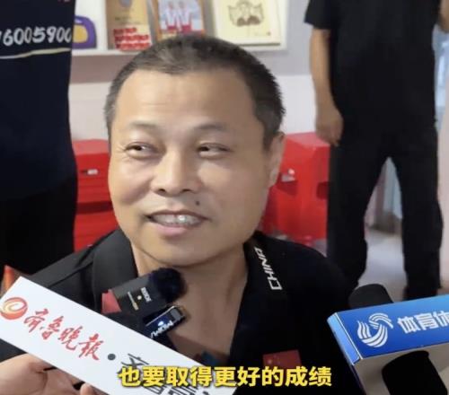 孙梦雅父亲：爸爸非常骄傲，希望女儿不骄不躁，以后取得更好成绩
