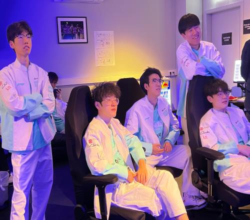或有一场内战LNG战绩1胜0负第二轮或对阵BLG、TES等取胜队伍