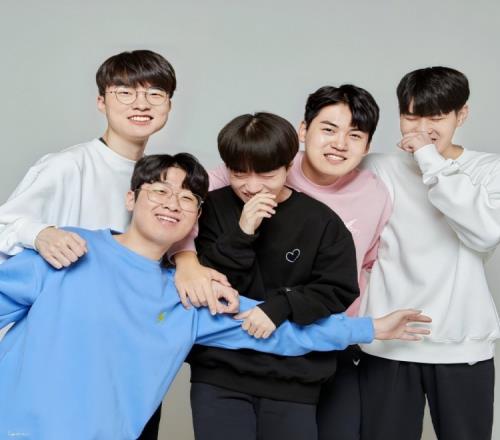 Faker：晋级八强可以先松一口气了我们会努力准备的