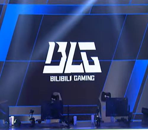 管泽元：恭喜BLG！！！！！！沃日太变态了各种奇怪剧情哈哈哈
