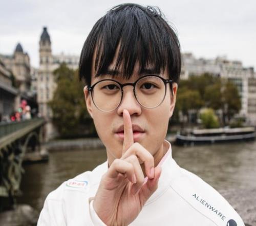 Xun：BO5比较看选手的临场状态打WBG没想到能连玩三把蝎子