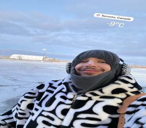 海豹既视感申京晒多伦多天寒地冻自拍照：9