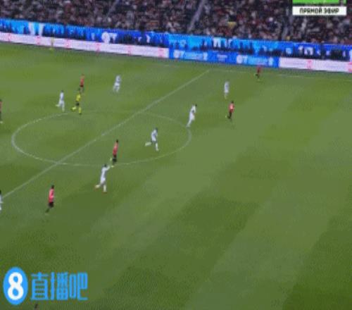 米兰4分钟2球反超！普利西奇造点+点射扳平穆萨造加蒂乌龙球