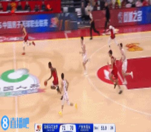 中规中矩！深圳外援约翰逊登场28分钟15中6得到14分6助攻