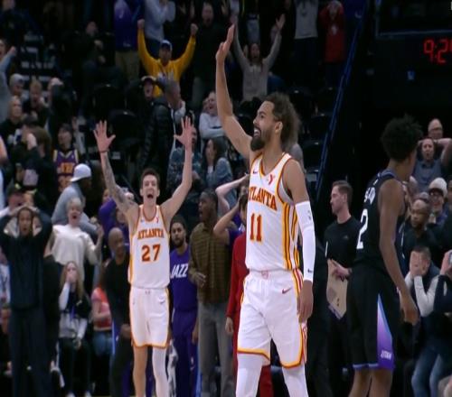 特雷杨后场14.95米超远三分压哨绝杀NBA历史第七远