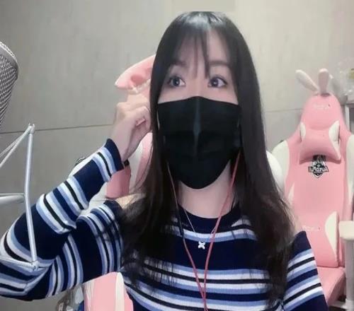 已脱身涉赌大主播小团团疑似现身粉丝群互动让粉丝保密勿传播