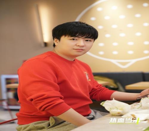 NIP发布落地上海返图：上海首战！明天加油，赛场见