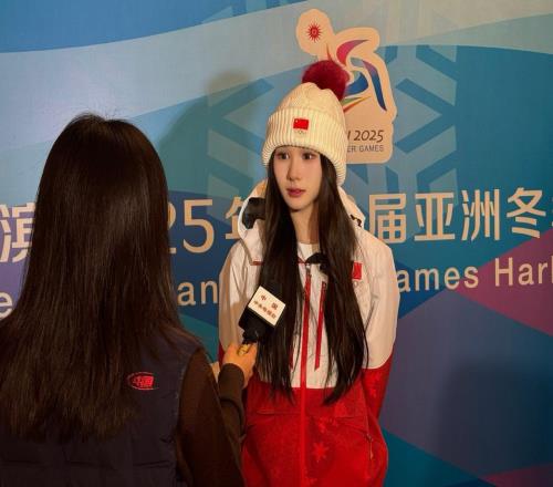 有实力的甜妹00后旗手刘梦婷夺得个人本届第二金，中国第29金