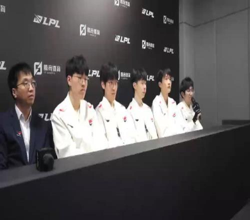 刚刚好Flandre谈Solo鳄鱼攻速鞋：回家刚好钱够有什么买什么