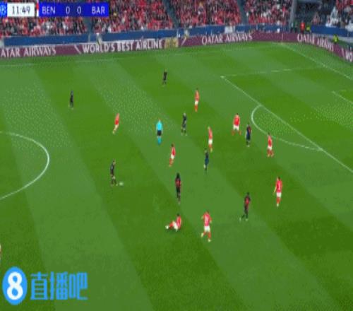 巴萨浪费大好机会！莱万、亚马尔近距离补射被扑，特鲁宾三连扑