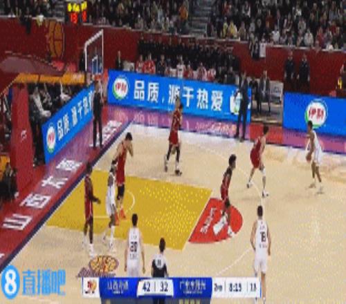 手是真热！杜润旺侧翼连中两记三分第二球极限推射