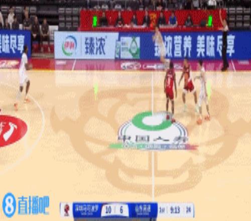 率先发力！陈培东手感火热半节时间三分3中3独得9分
