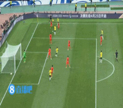 就这么难防韦卢皮莱本届18强赛两战国足都取得进球
