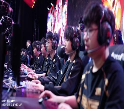 朱门绮梦的终章RNG遗憾跌入第二赛段涅槃组