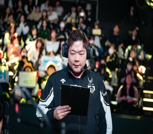 GEN教练KIM：并不在意接连的强队对阵，一定会战胜DK