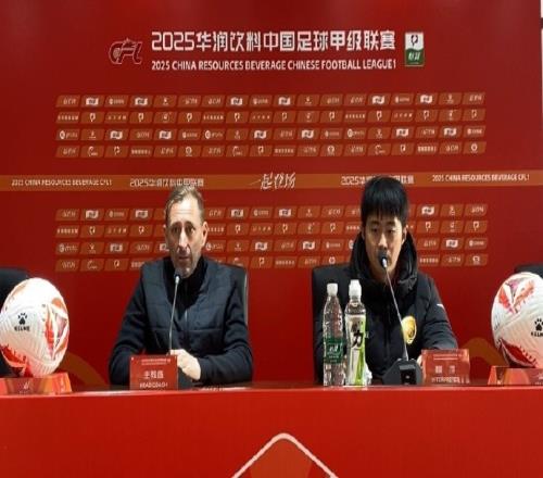 奥斯卡：防守提高但进攻比较吃力最后30分钟少一人拿一分能接受