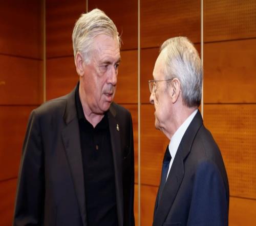 皇马官方：弗洛伦蒂诺探班皇马下塌酒店，与球员会面&今晚督战