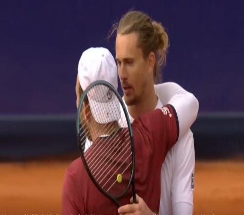 ATP500慕尼黑：头号种子兹维列夫21逆转格里克斯普尔，闯进四强