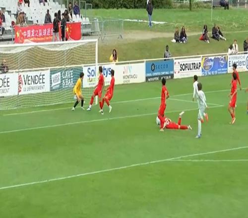 U16国足01落后！墨西哥U16快速反击两连击破门