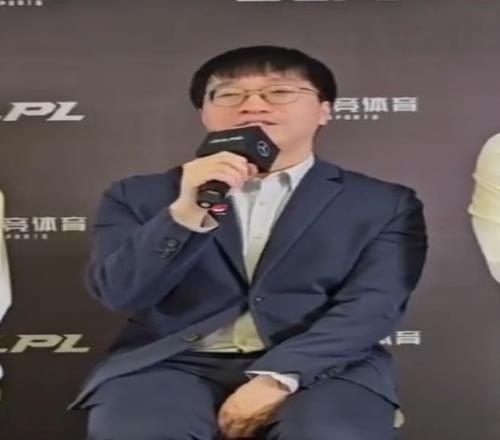 输了就是技不如人Tabe教练：没有足够训练休息时间不是输的借口