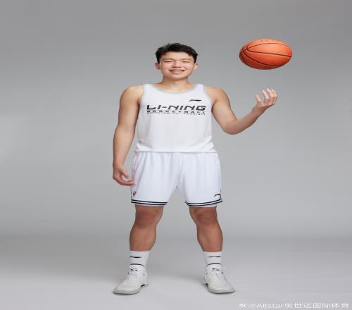 经纪公司：杨瀚森完成NBA选秀报名获得参选资格5月3日赴美特训！