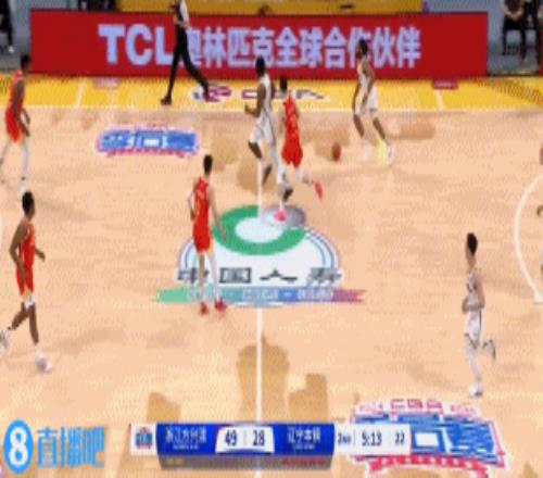 终于有配合！李晓旭内线接球低手再喂奥利弗单臂暴扣打停广厦！