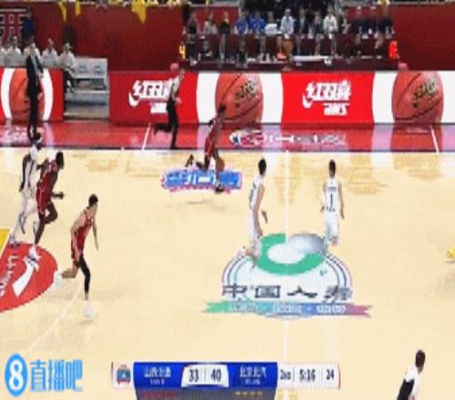 就是打不进！古德温上篮被周琦封盖&法耶补扣砸飞