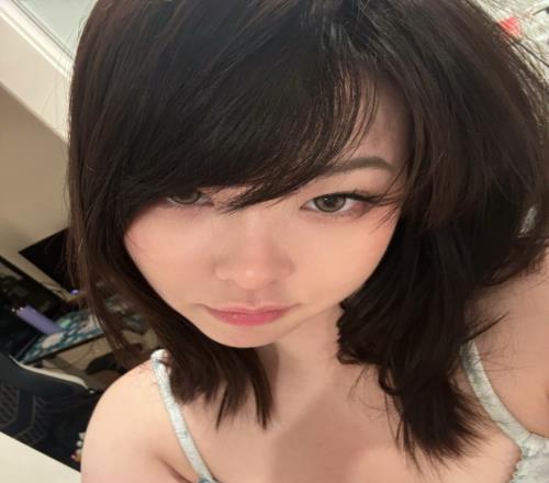 mayumi更博：我要去上海和成都看2025全球总决赛啦！好开心好开心！