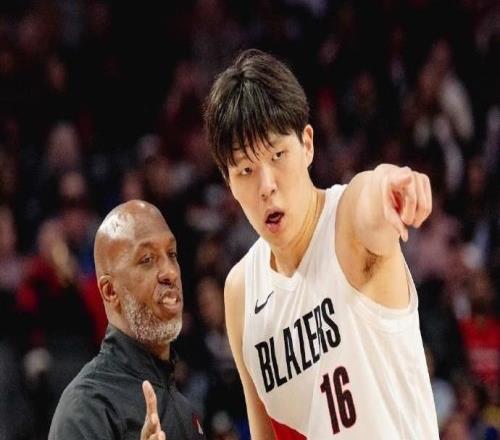 韩乔生：杨瀚森表现相对平庸，没有篮板&卡位意识还得练