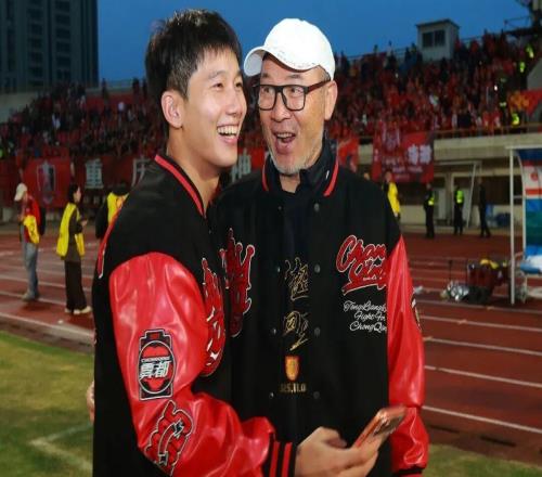 专访张外龙：三年六个月等待，让我更加珍惜重庆球迷的热情