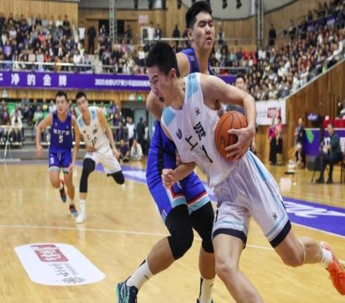 116比96狂胜20分夺冠！上海掀翻广厦登顶：CBA的未来属于他们