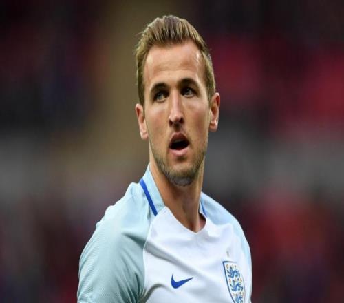 记者：凯恩为破希勒纪录会回英超踢两年，届时曼联将采取行动