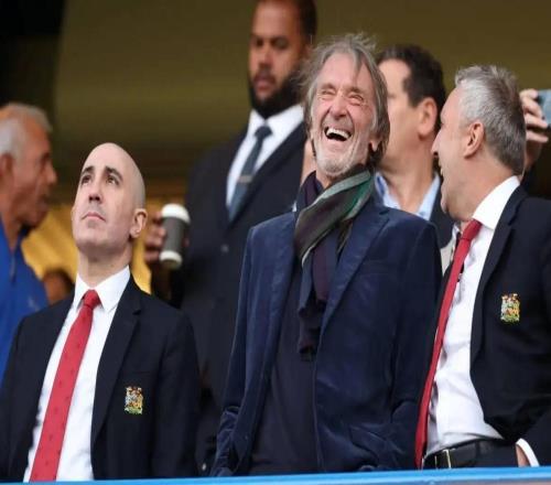 英媒：曼联将在赛季结束后引入后卫，并且已经制定了时间表