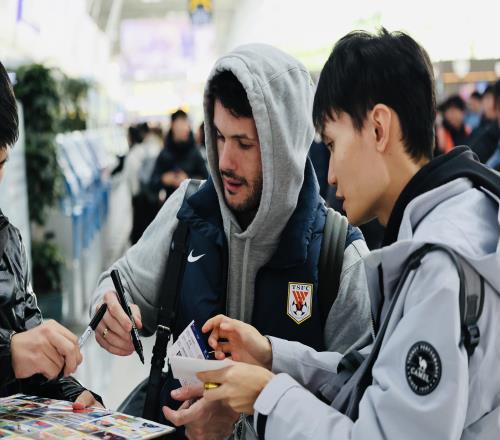 泰山队抵达武汉，收官战阵容有新看点，赛前安排出炉