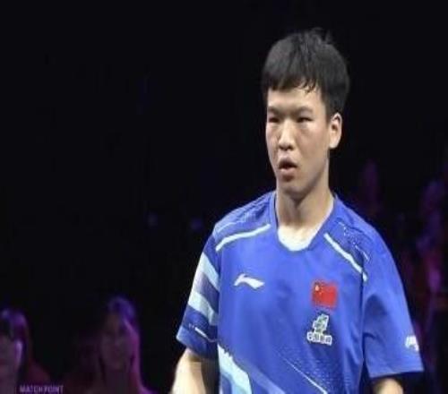 向鹏3-1战胜约纳坦-格罗特，晋级八强迎战张本智和
