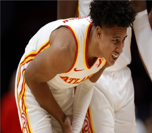 状态出色！杰伦约翰逊11中7贡献20分7篮板2抢断