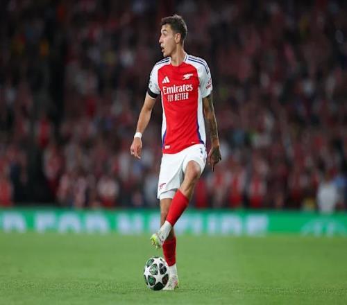 阿森纳后卫突然被交易，得知离队消息时还在训练场上