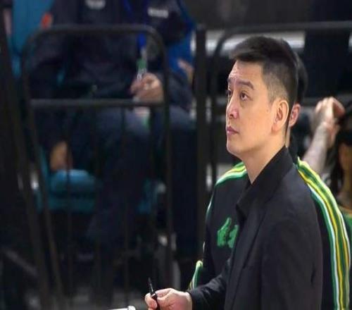 丢人！连广州都能输，CBA四冠王提前出局，国手5投0中，杨鸣无语